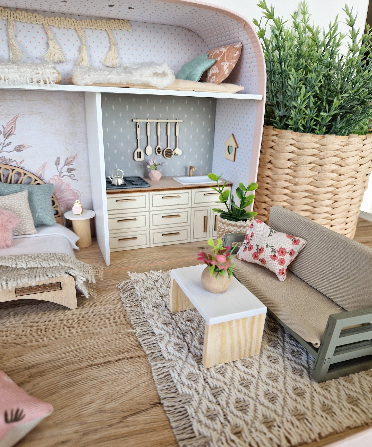 Cozy Pastel Retreat – Large Suitcase Dollhouse