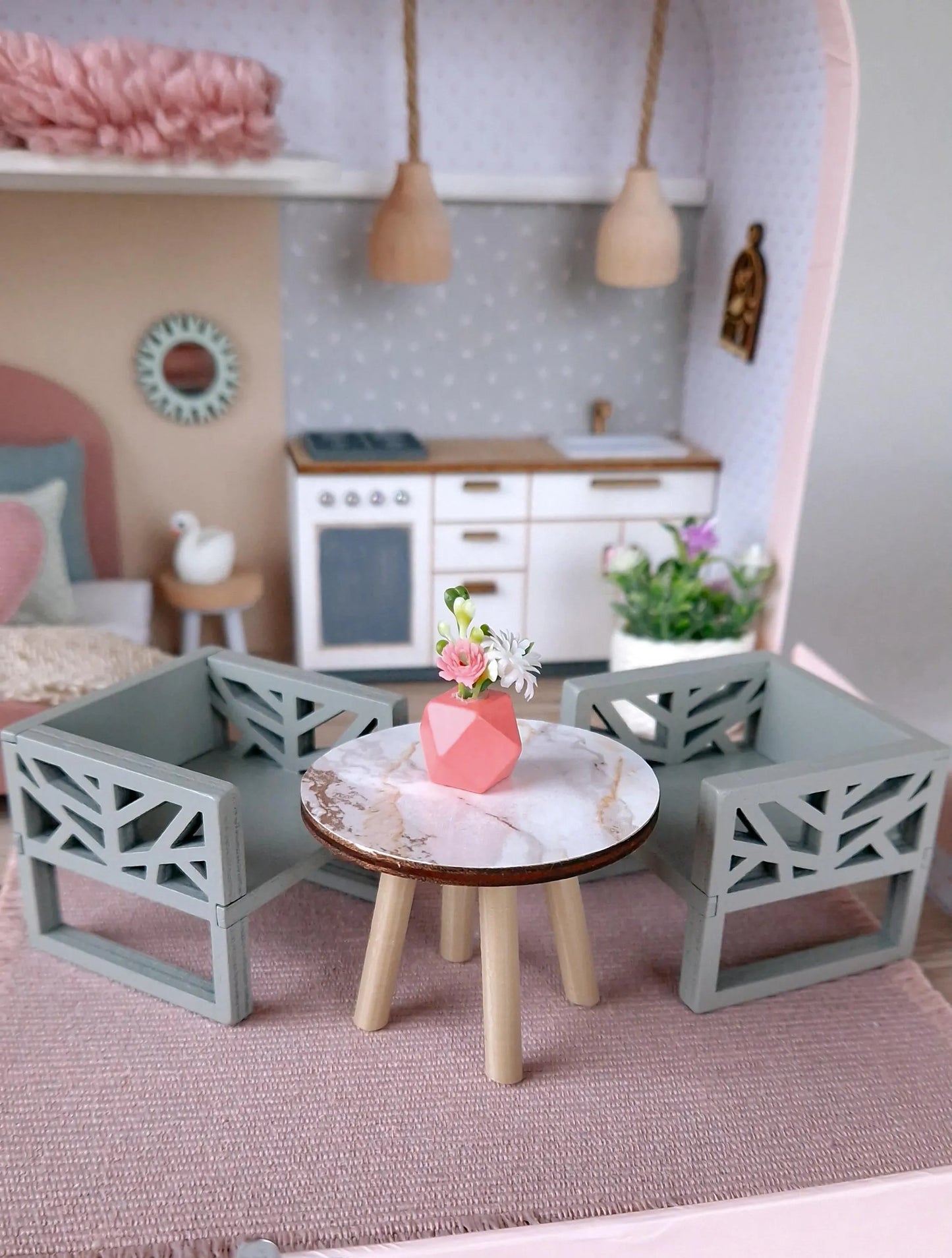 Pastel Bloom – Medium Suitcase Dollhouse– Medium Suitcase Dollhouse