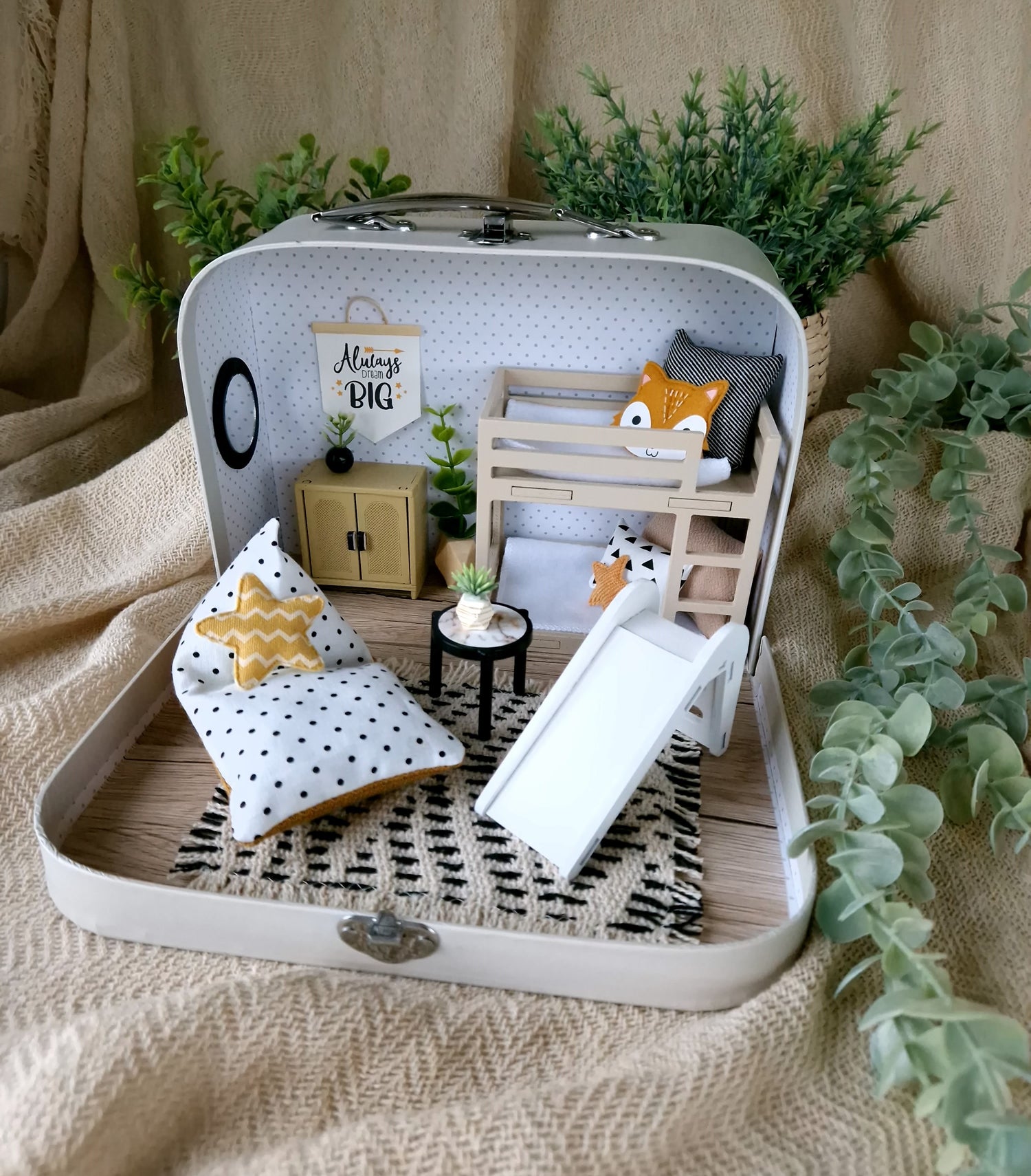 Suitcase Dollhouses