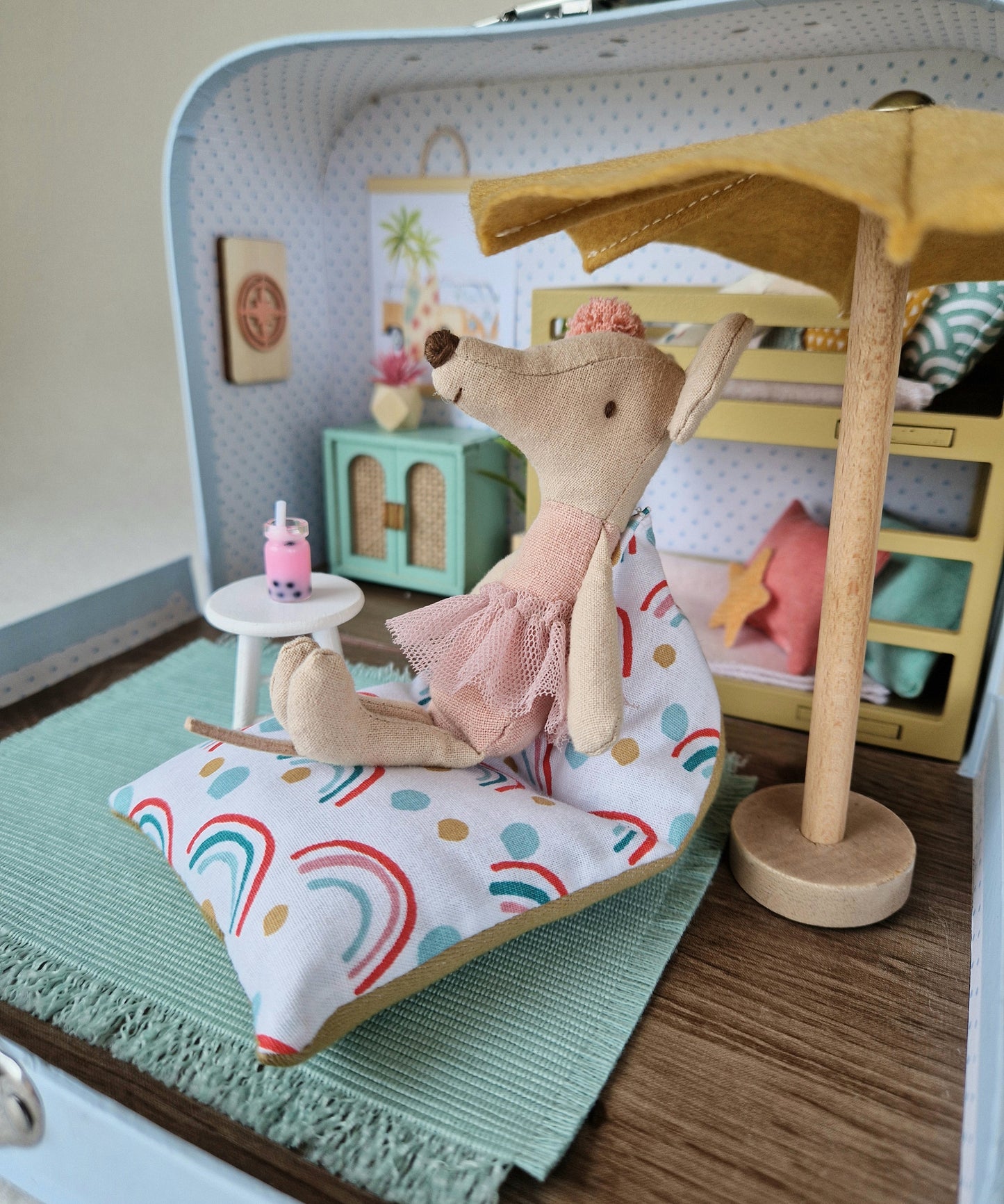 Small Dollhouse in a Suitcase , Dollhouse, Miniature furniture, 1:12 scale, Maileg mouse house