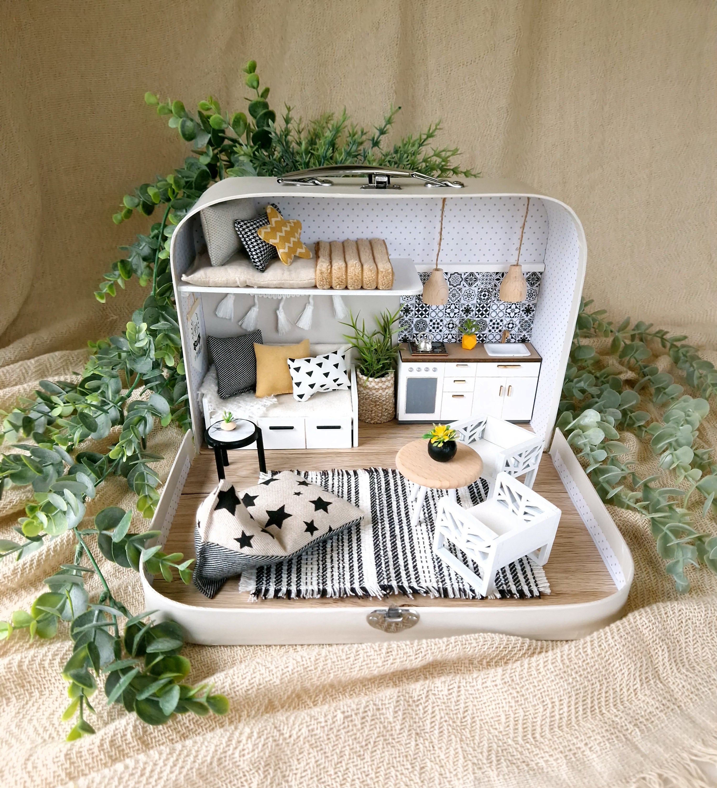 Nordic Nest - Medium Suitcase Dollhouse