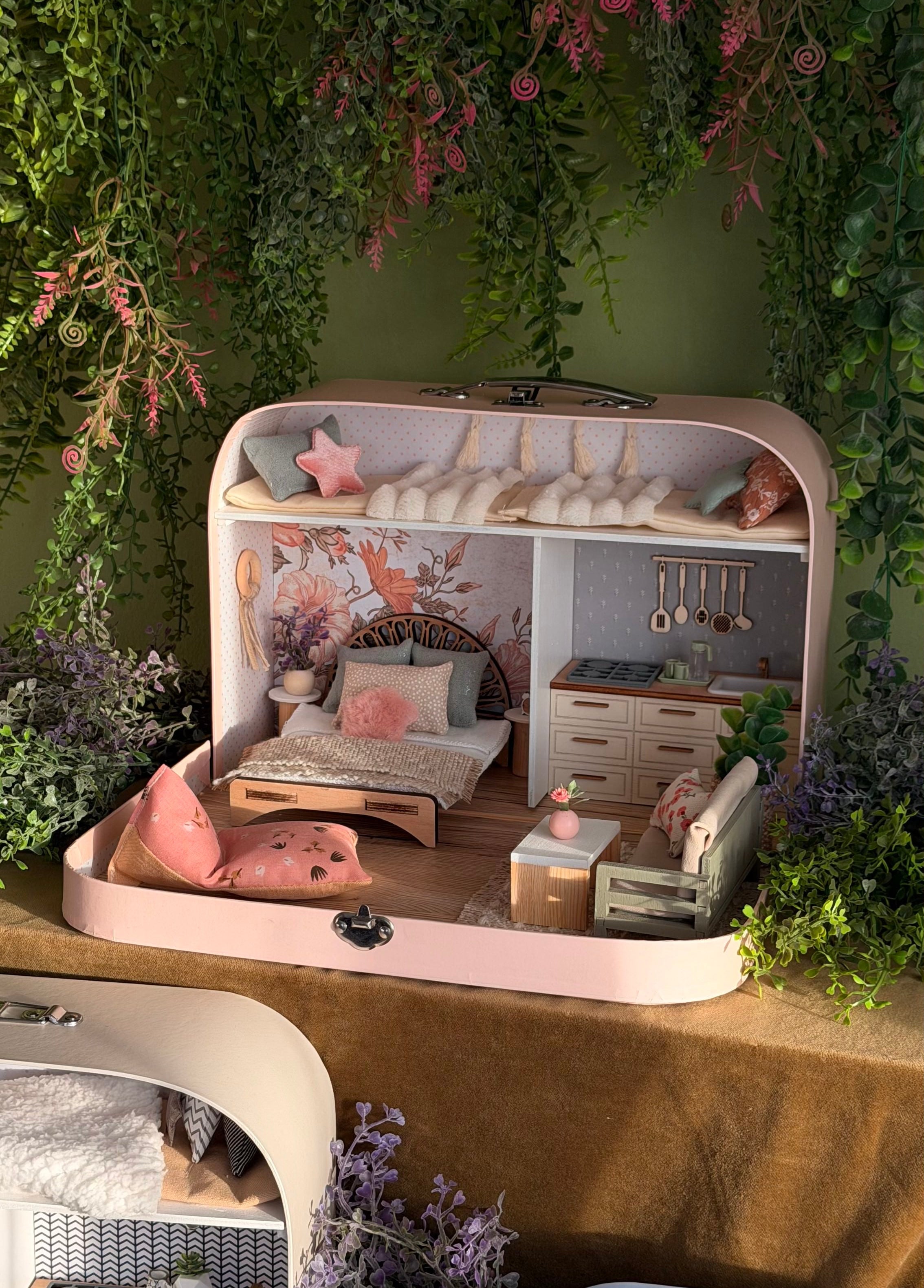 Cozy Pastel Retreat – Large Suitcase Dollhouse