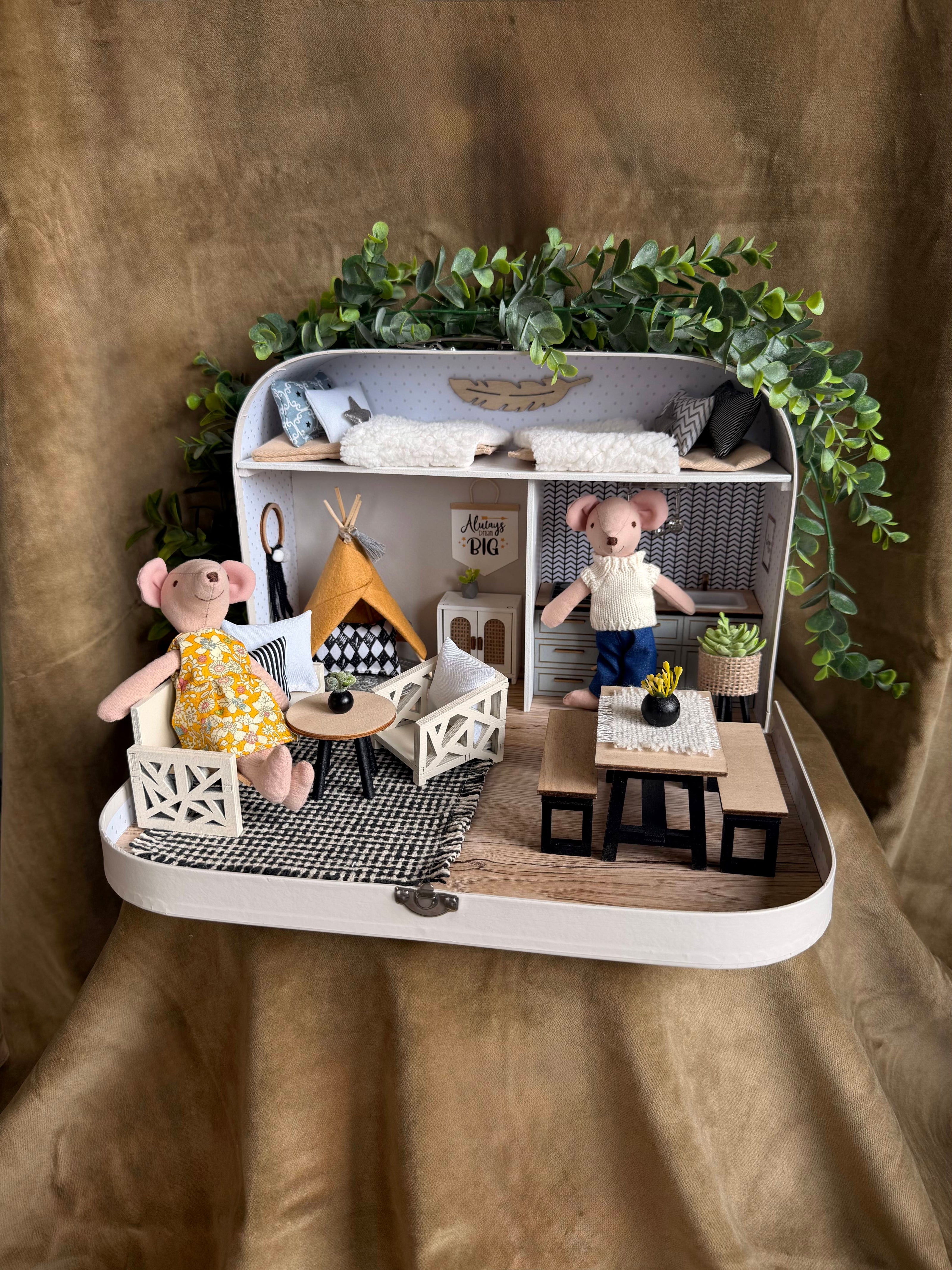 The Sleepover Suite – Large Suitcase Dollhouse
