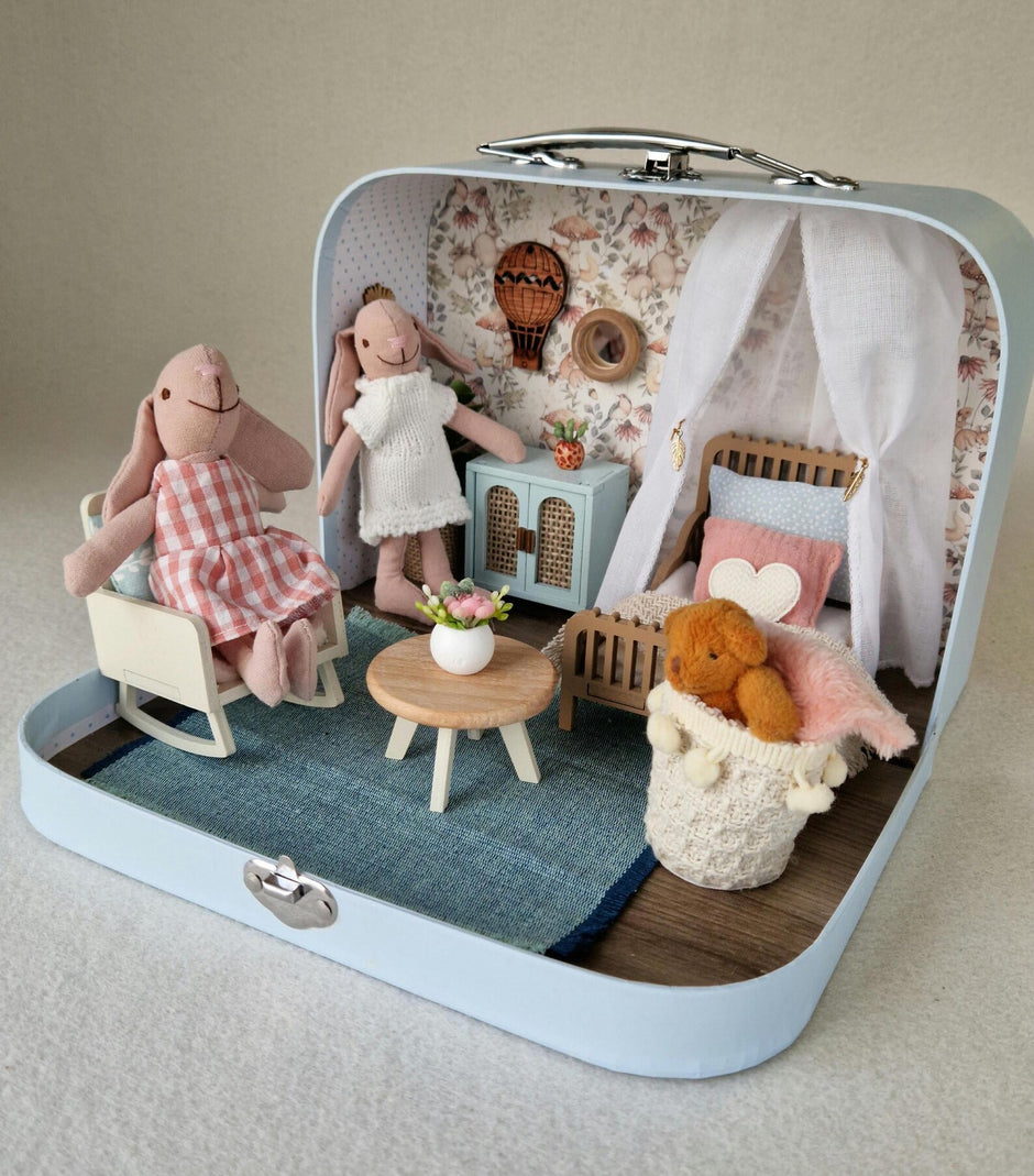 Small Dollhouse in a Suitcase , Little Forest , Dollhouse, Miniature furniture, 1:12 scale, Maileg mouse house