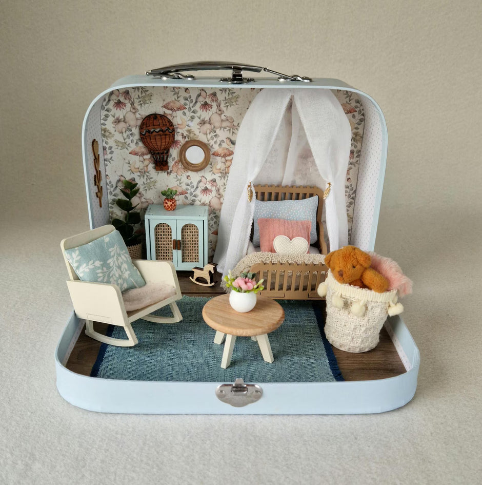 Small Dollhouse in a Suitcase , Little Forest , Dollhouse, Miniature furniture, 1:12 scale, Maileg mouse house