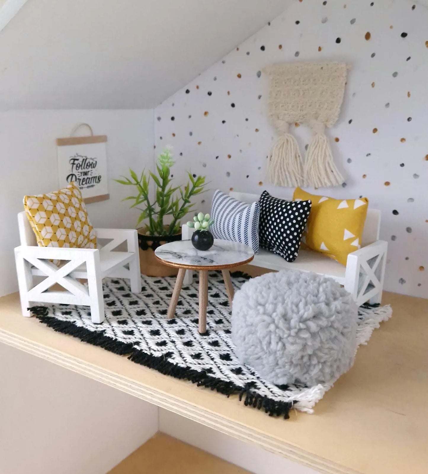 Miniature living room bundle 1:12 scale, Luxe Comfort, modern dollhouse furniture (perfect for Ikea Flisat Dollhouse)