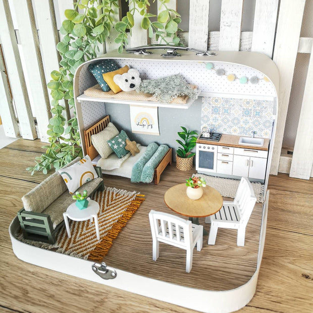 The Calm Grove – Medium Suitcase Dollhouse