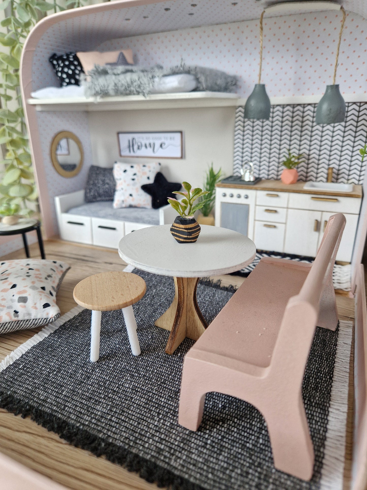 Medium Dollhouse in a Suitcase, Blush Blueberry, Miniature furniture in 1:12 scale, Maileg mouse house