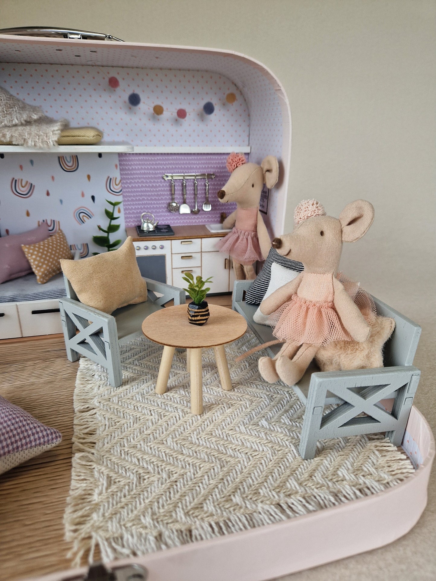 Medium Dollhouse in a Suitcase, Indigo Dreams, Miniature furniture in 1:12 scale, Maileg mouse house