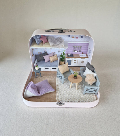 Medium Dollhouse in a Suitcase, Indigo Dreams, Miniature furniture in 1:12 scale, Maileg mouse house