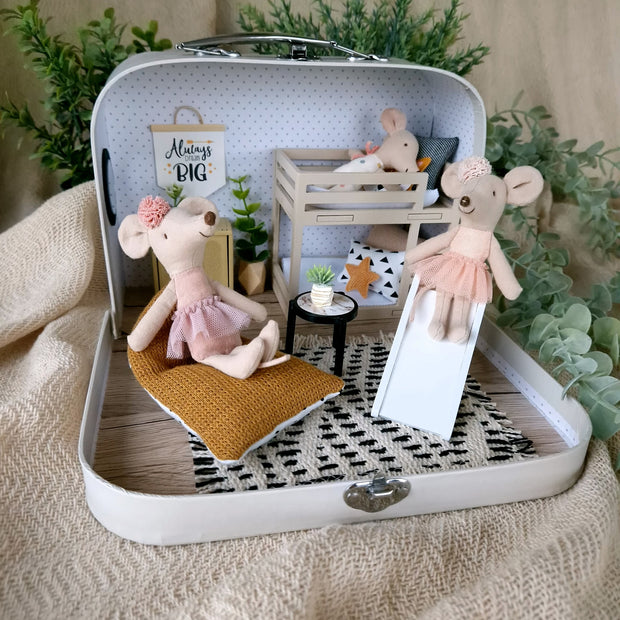 Tiny Joy – Puppenhaus im kleinen Koffer