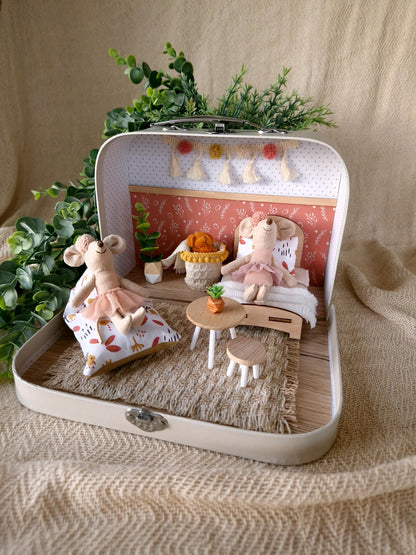 Small Dollhouse in a Suitcase , Cozy Pink, Dollhouse, Miniature furniture, 1:12 scale, Maileg mouse house