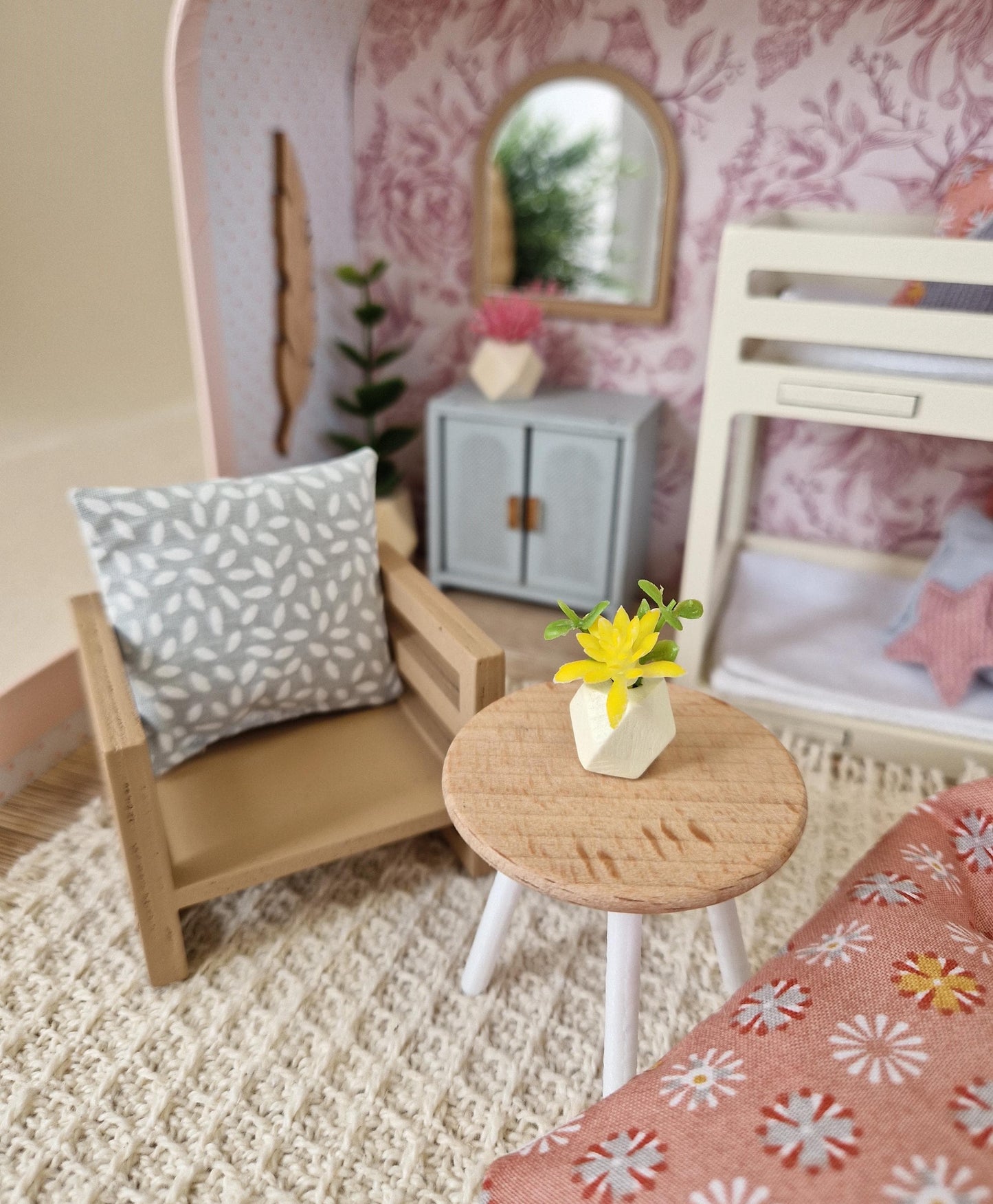 Small Dollhouse in a Suitcase , Floral Rose Nest, Dollhouse, Miniature furniture, 1:12 scale, Maileg mouse house