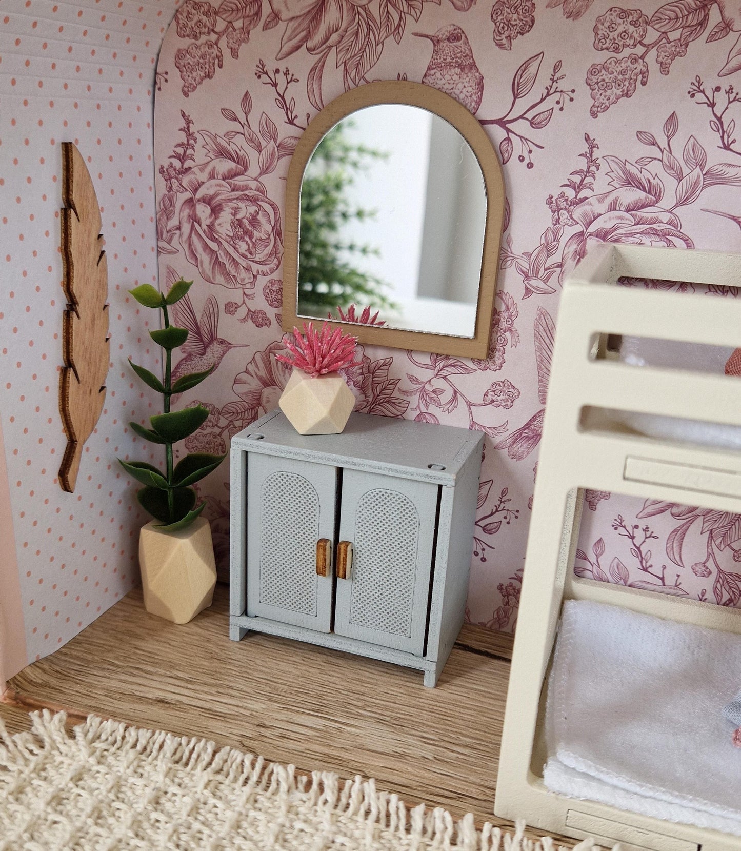 Small Dollhouse in a Suitcase , Floral Rose Nest, Dollhouse, Miniature furniture, 1:12 scale, Maileg mouse house