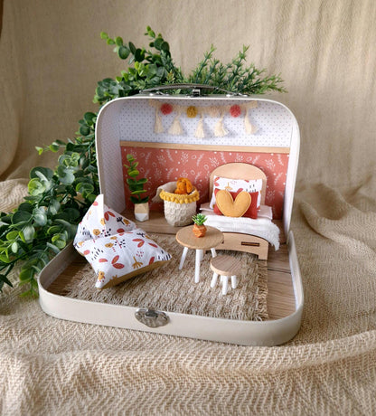 Small Dollhouse in a Suitcase , Cozy Pink, Dollhouse, Miniature furniture, 1:12 scale, Maileg mouse house