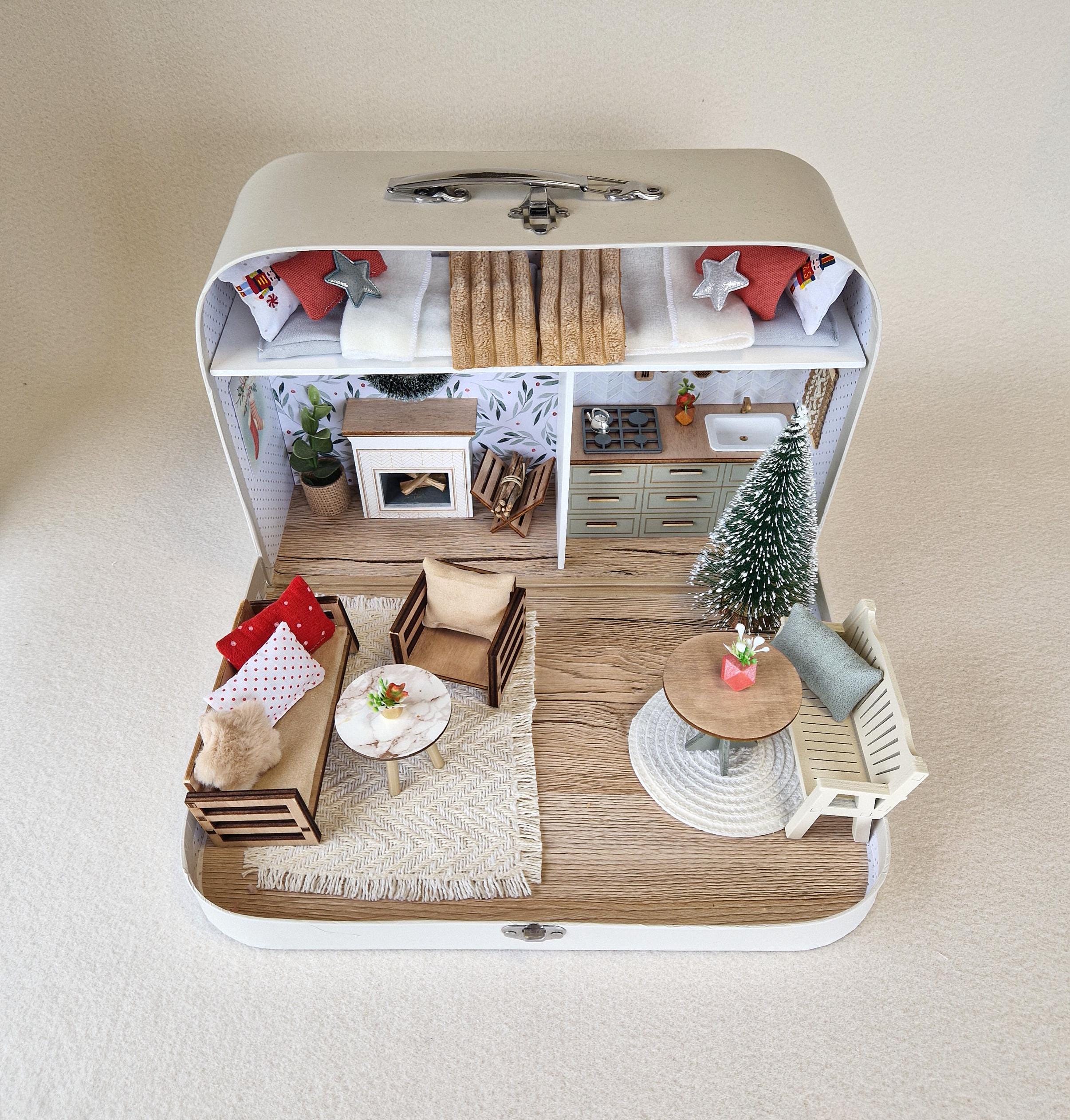The Christmas Spirit – Large Suitcase Dollhouse