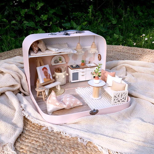 Bohemian – Medium Suitcase Dollhouse