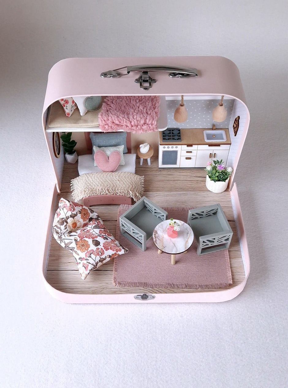 Spring Breeze – Medium Suitcase Dollhouse, handmade in Slovenia – photo 6