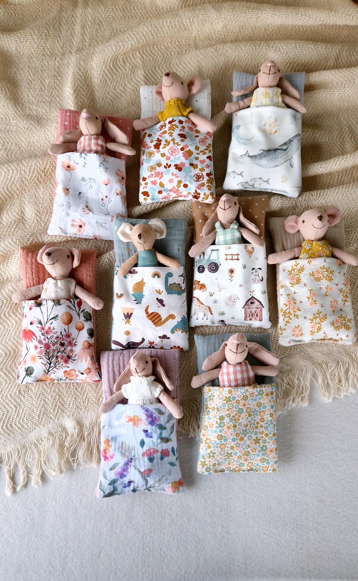 Soft Fabric Sleeping Bag, 1:12 Scale, handmade – photo 6
