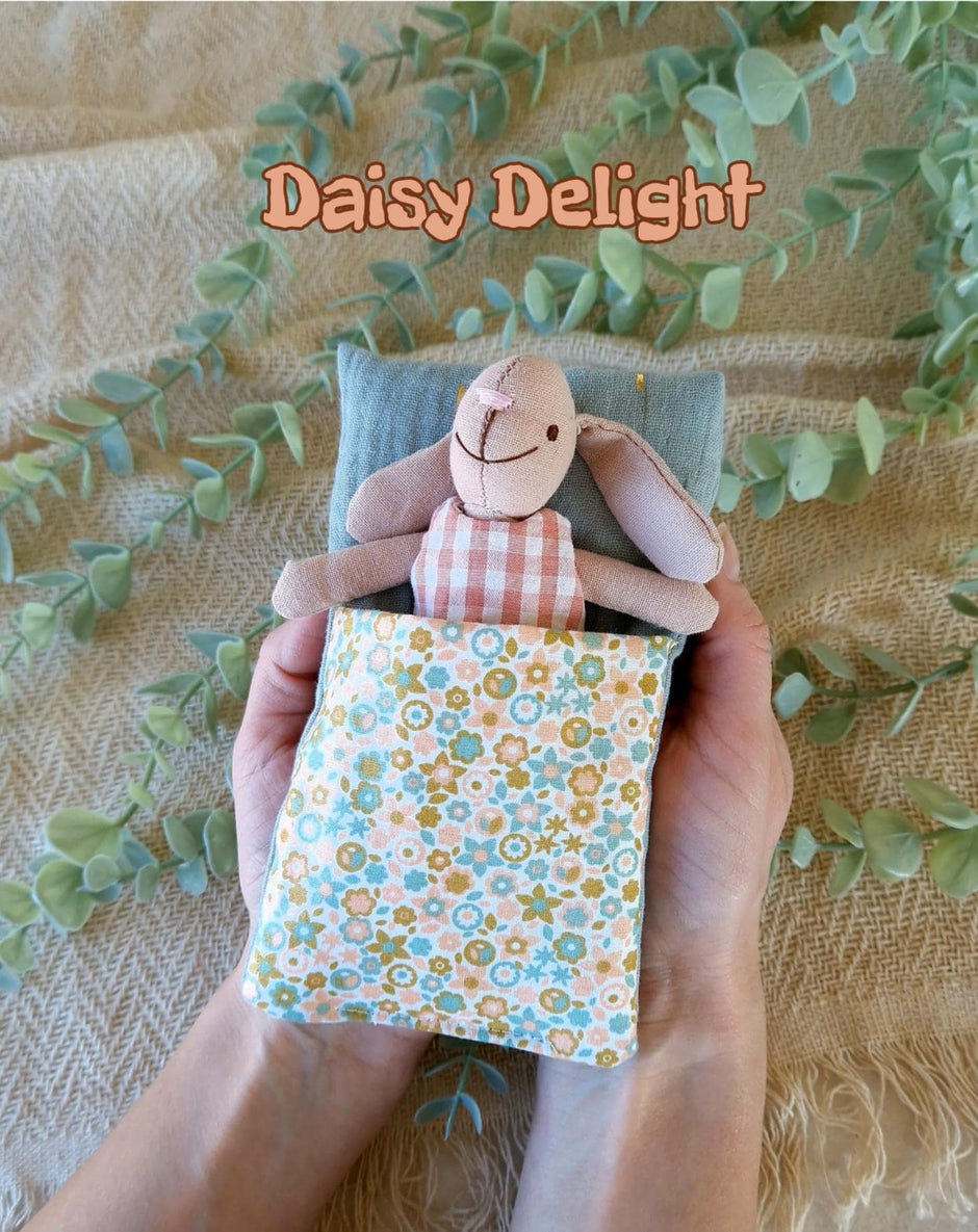 Soft Fabric Sleeping Bag – Vintage Flowers, 1:12 Scale