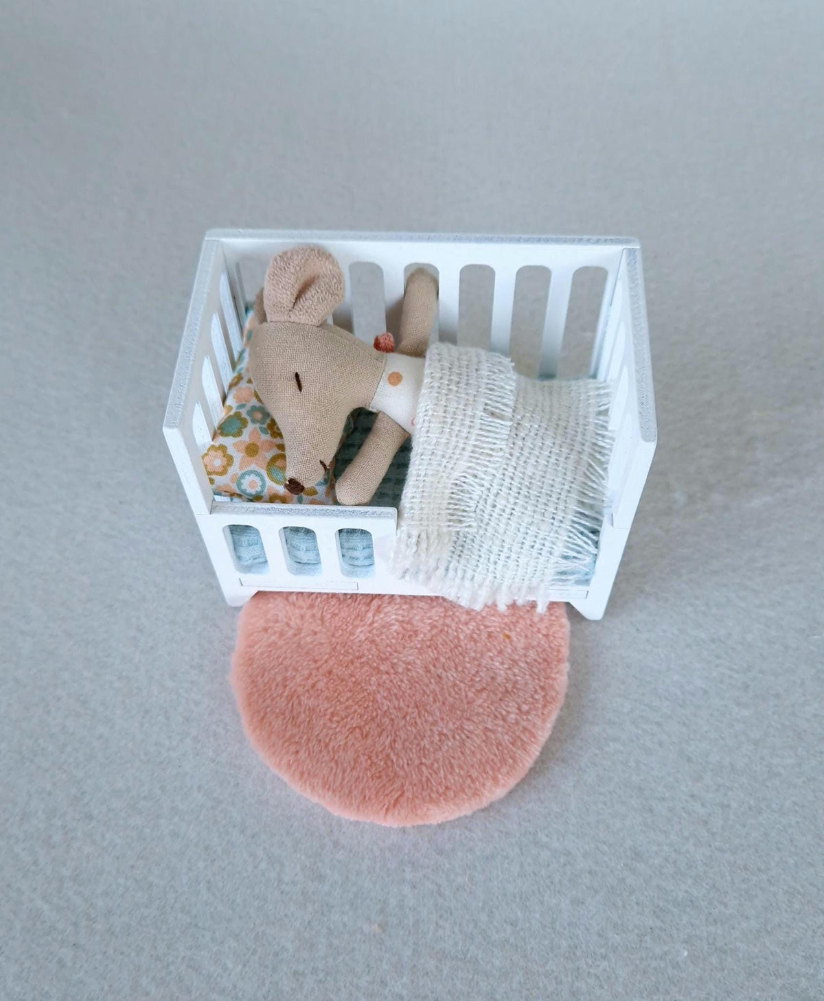 Miniature Baby Crib Set – White, handmade 1:12 miniature – photo 7