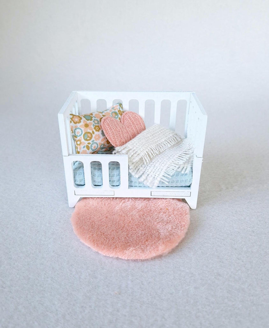 Miniature Baby Crib Set – White, handmade 1:12 miniature – photo 2