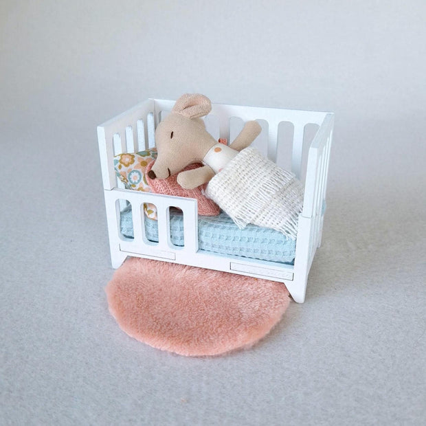 Miniature Baby Crib Set – White, handmade 1:12 miniature
