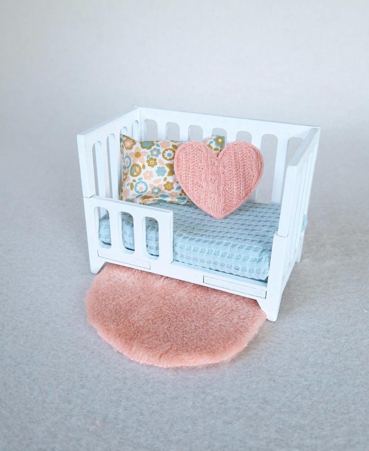 Miniature Baby Crib Set – White, handmade 1:12 miniature – photo 5