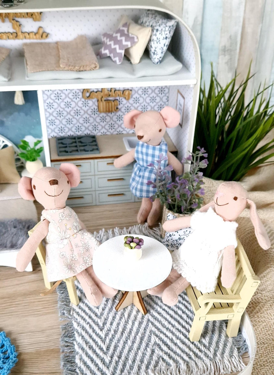 Blueberry Haven – Large Suitcase Dollhouse, handmade in Slovenia – photo 7