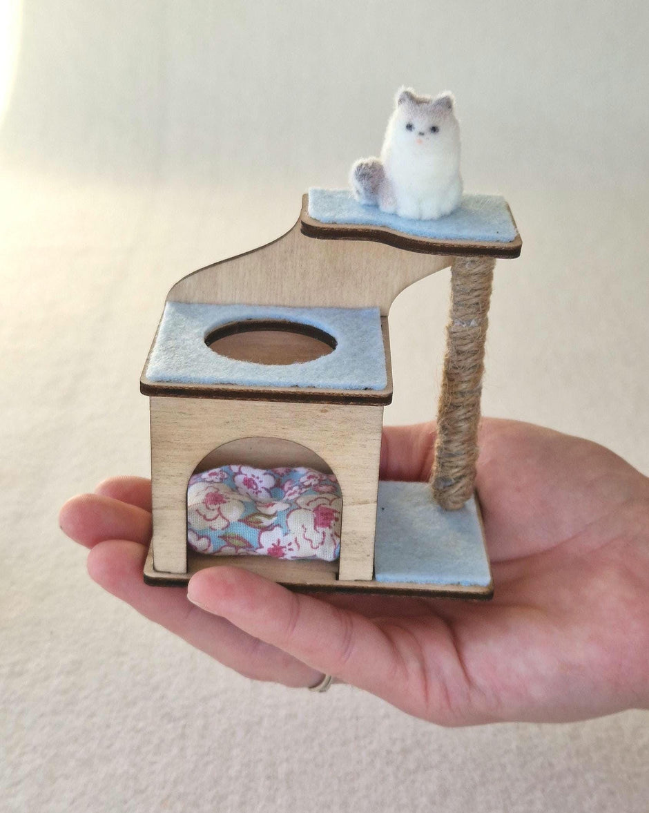 Miniature Cat House with Little Cat, 1:12 Scale, handmade – photo 7