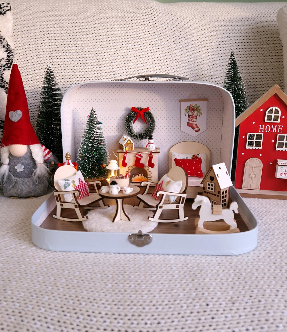 Advent Calendar – Medium Suitcase Dollhouse – photo 1