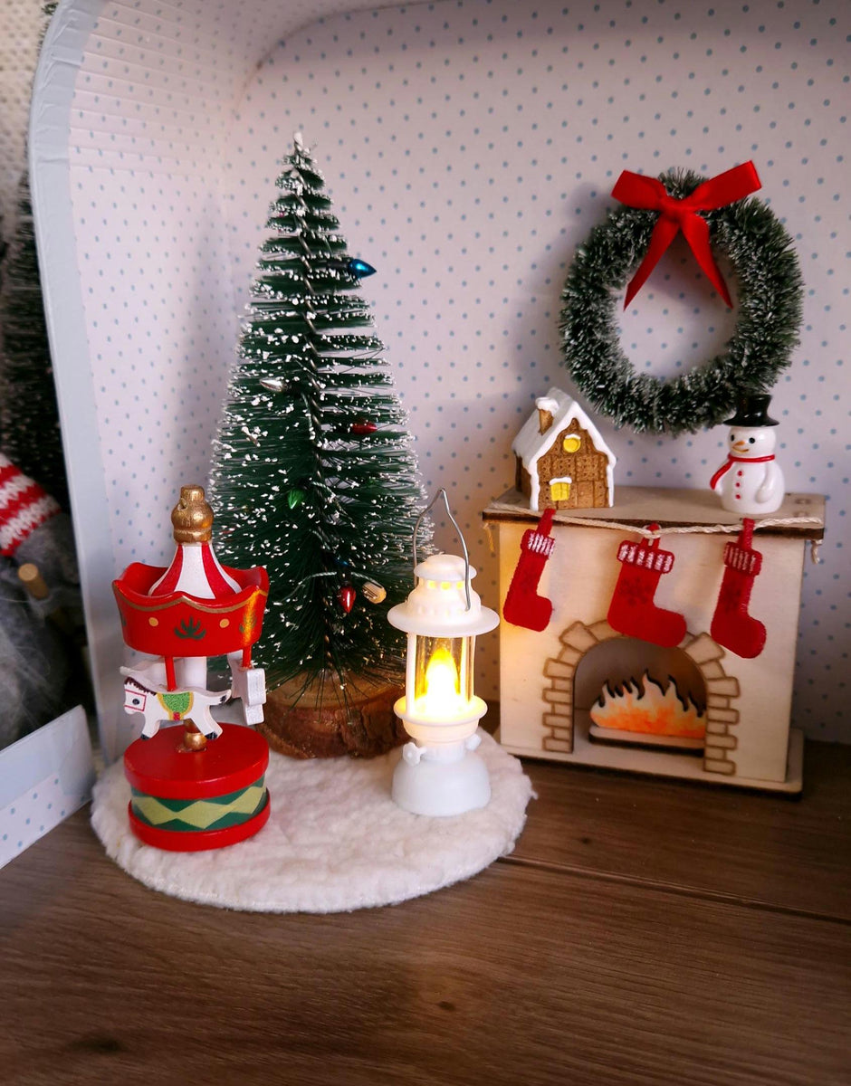 Advent Calendar – Medium Suitcase Dollhouse – photo 3