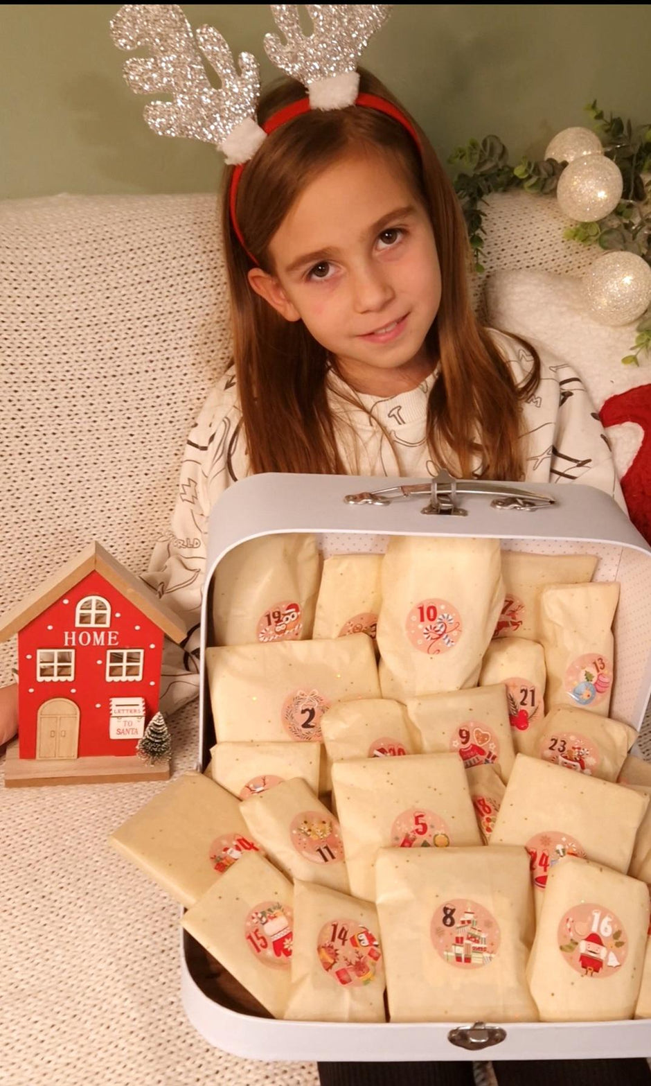 Advent Calendar – Medium Suitcase Dollhouse – photo 9