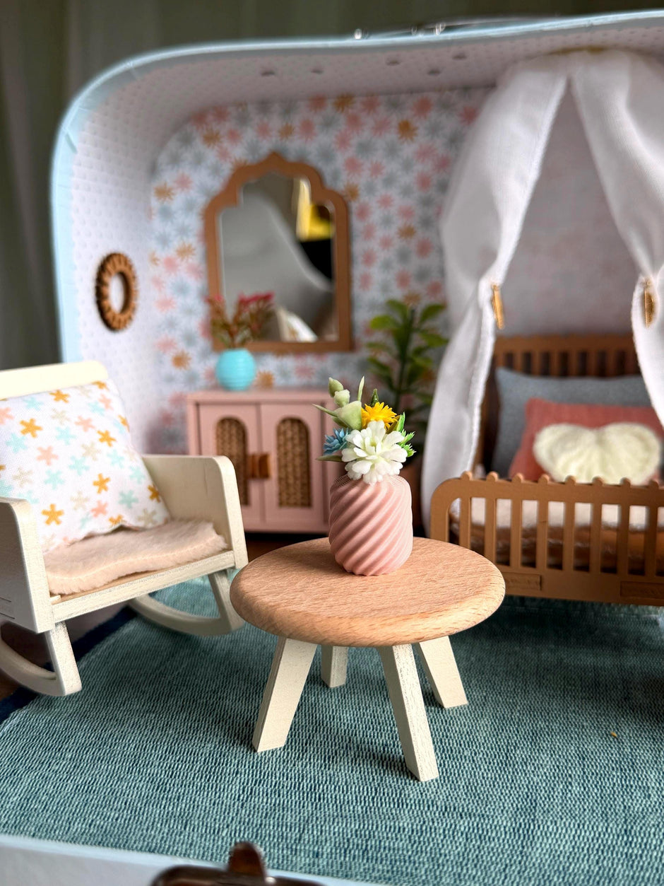 Daydream – Small Suitcase Dollhouse, handmade in Slovenia – photo 6