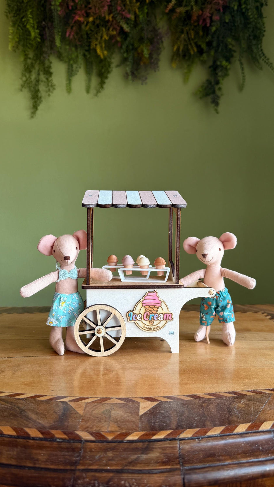 Miniature Ice Cream Cart, handmade 1:12 miniature