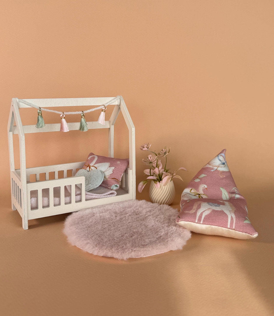 Ballerina Dollhouse Bedroom, 1:12 Scale, handmade – photo 2