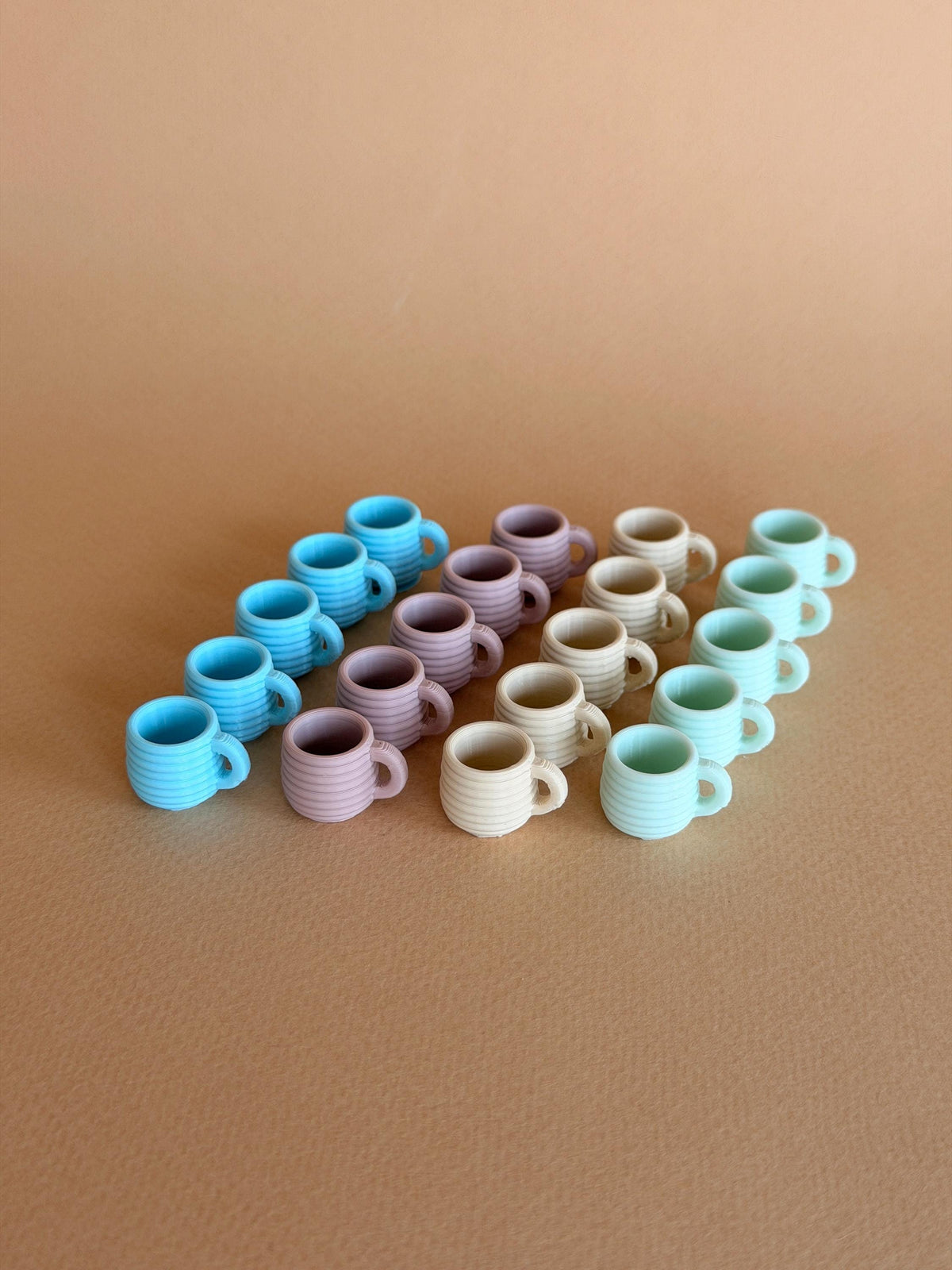 Miniature Mug for Dolls and Mice, 1:12 dollhouse accessory – photo 9