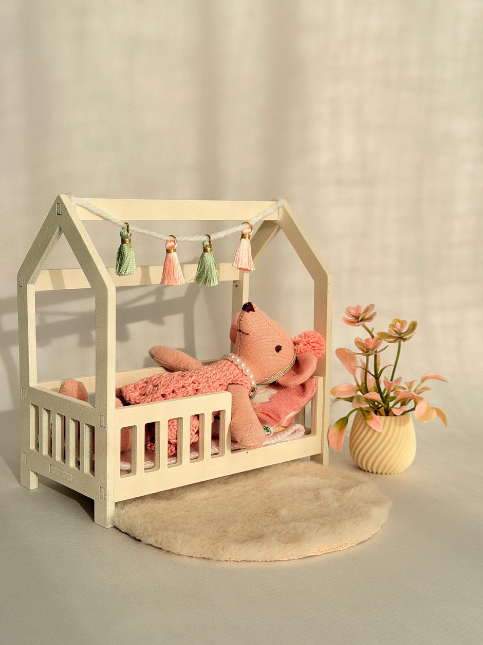 Ballerina Dollhouse Bedroom, 1:12 Scale, handmade – photo 4