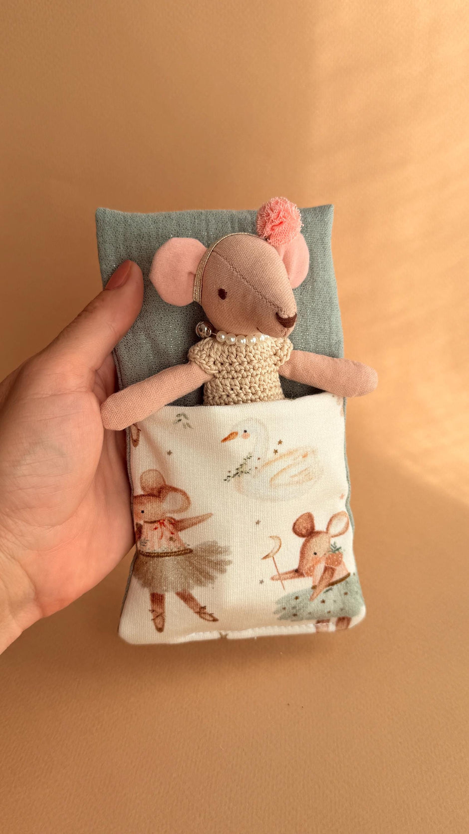 Ballerina Sleeping Bag – 1:12 Miniature Bedding – photo 3