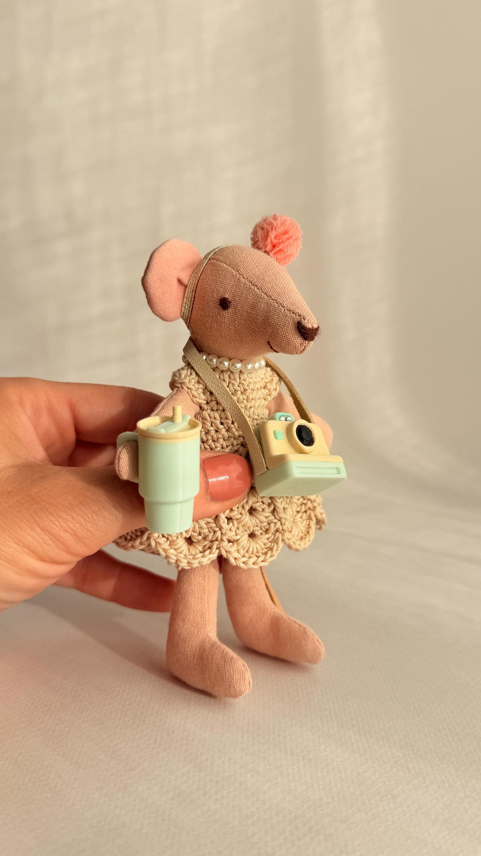 Miniature Tumbler with Straw for Dolls and Mice, 1:12 dollhouse accessory – photo 8
