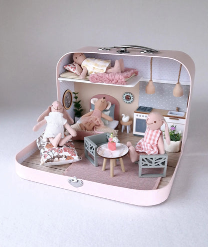 Pastel Bloom – Medium Suitcase Dollhouse– Medium Suitcase Dollhouse