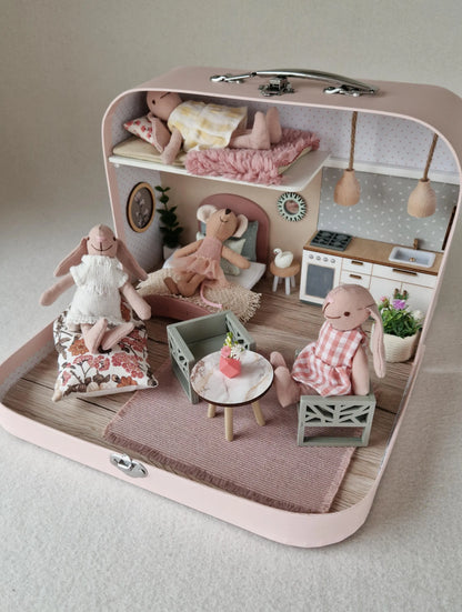 Pastel Bloom – Medium Suitcase Dollhouse– Medium Suitcase Dollhouse